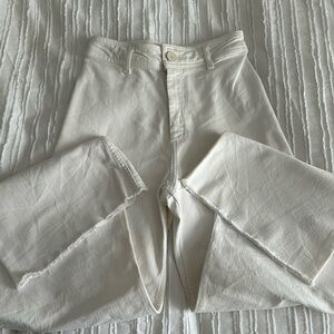 ZARA HIGH RISE WIDE LEG PANTS/JEANS WHITE SIZE 2 WOMENS